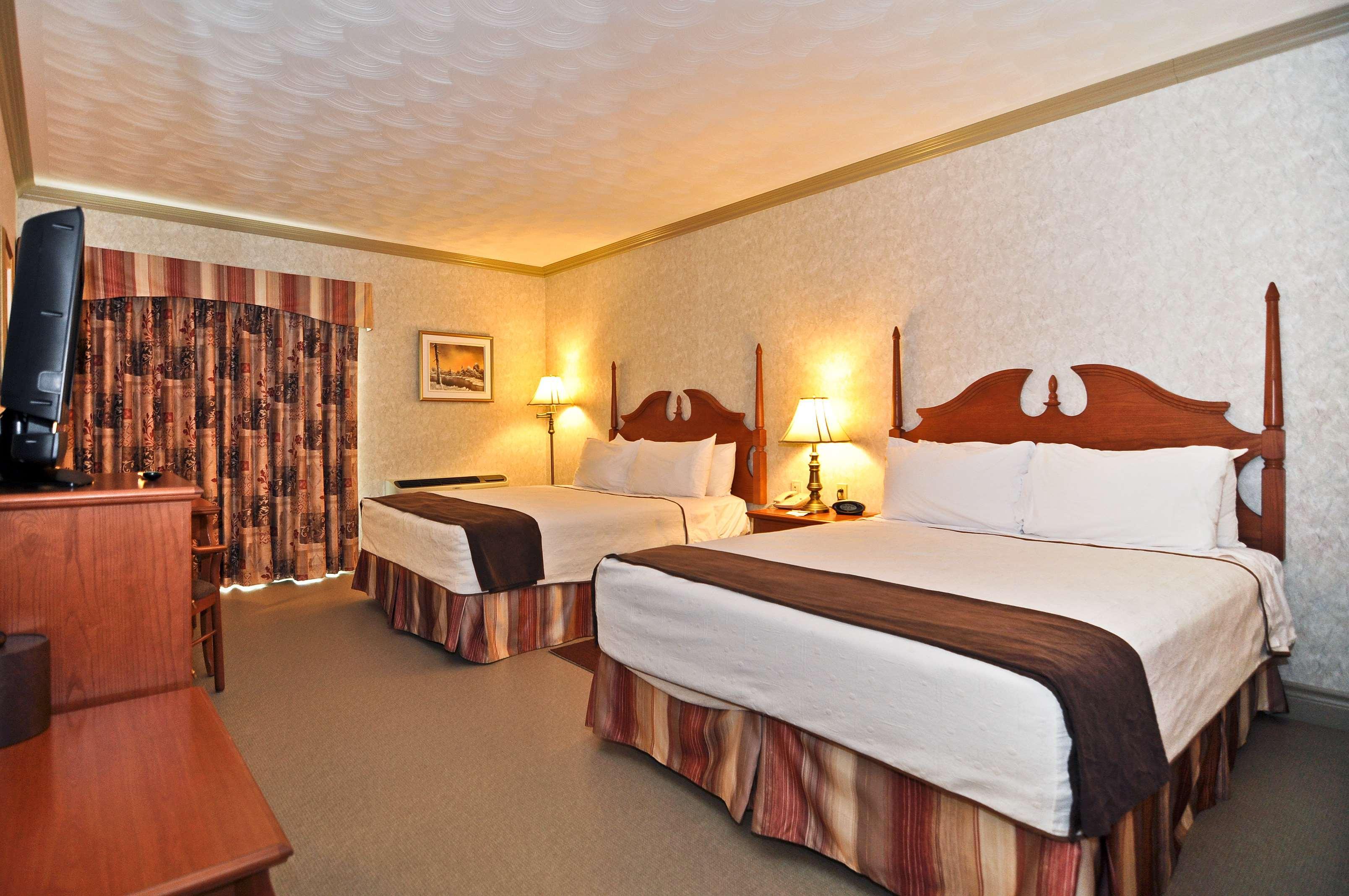 Best Western Plus Edmundston Exterior photo