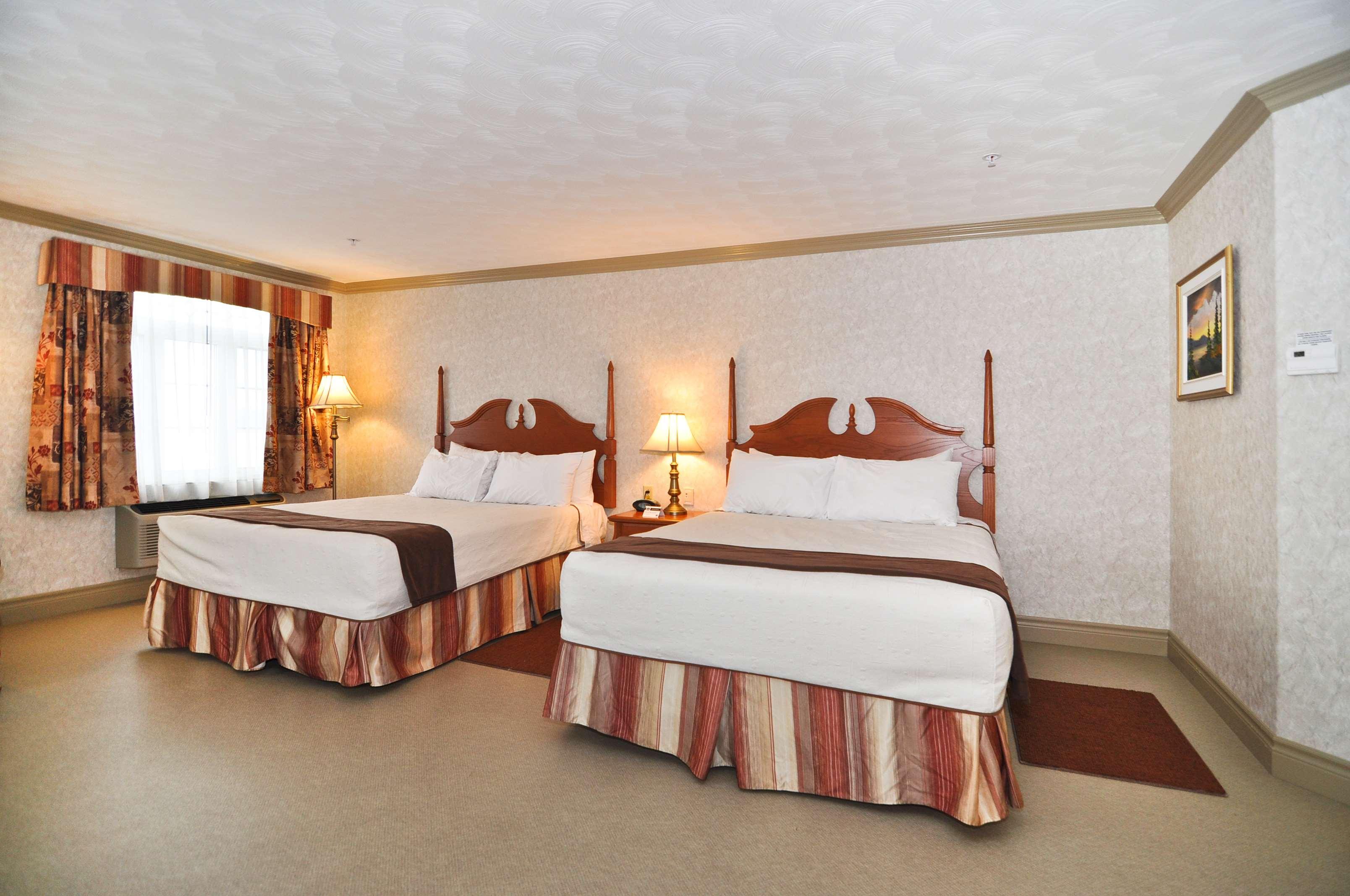 Best Western Plus Edmundston Exterior photo