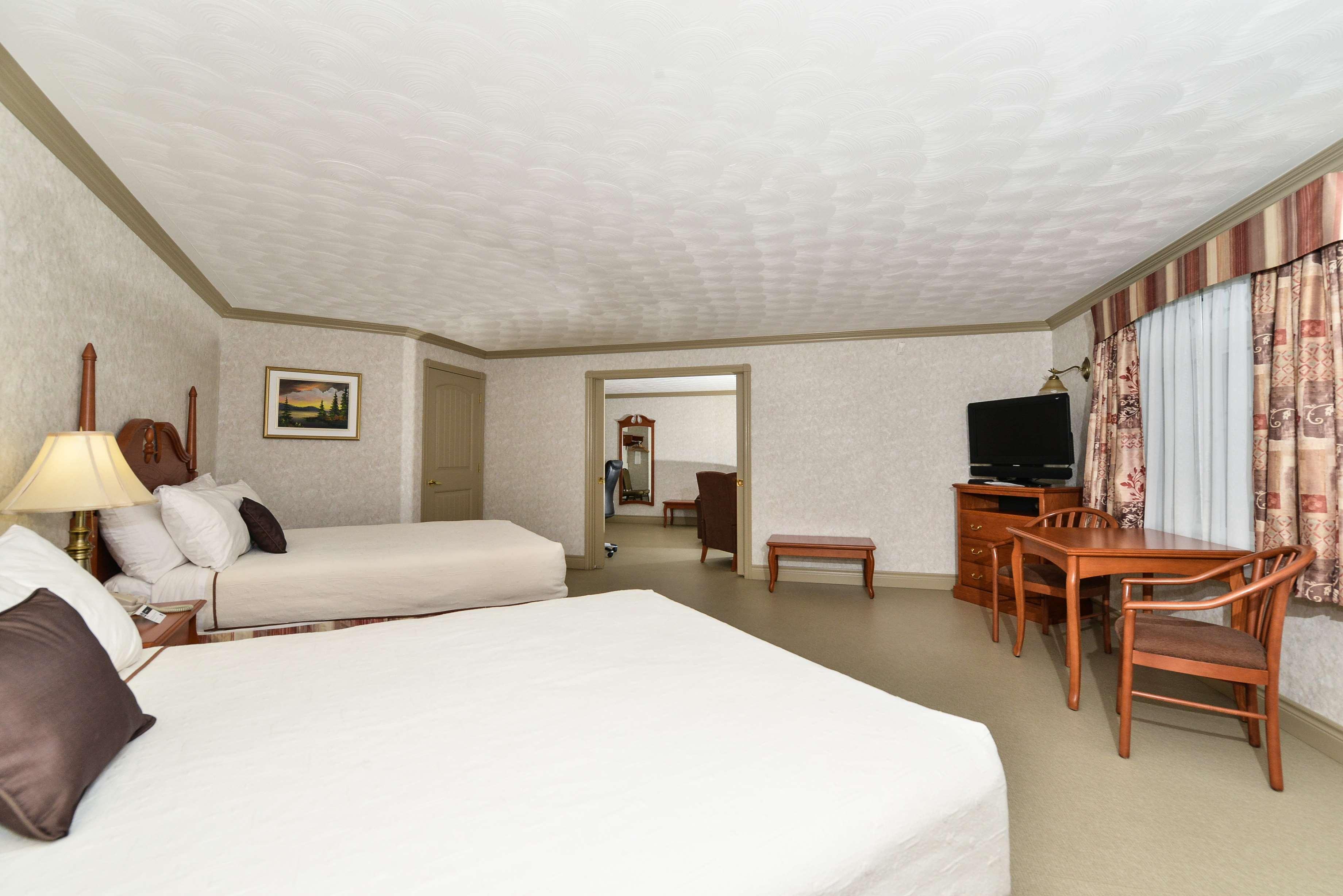 Best Western Plus Edmundston Exterior photo