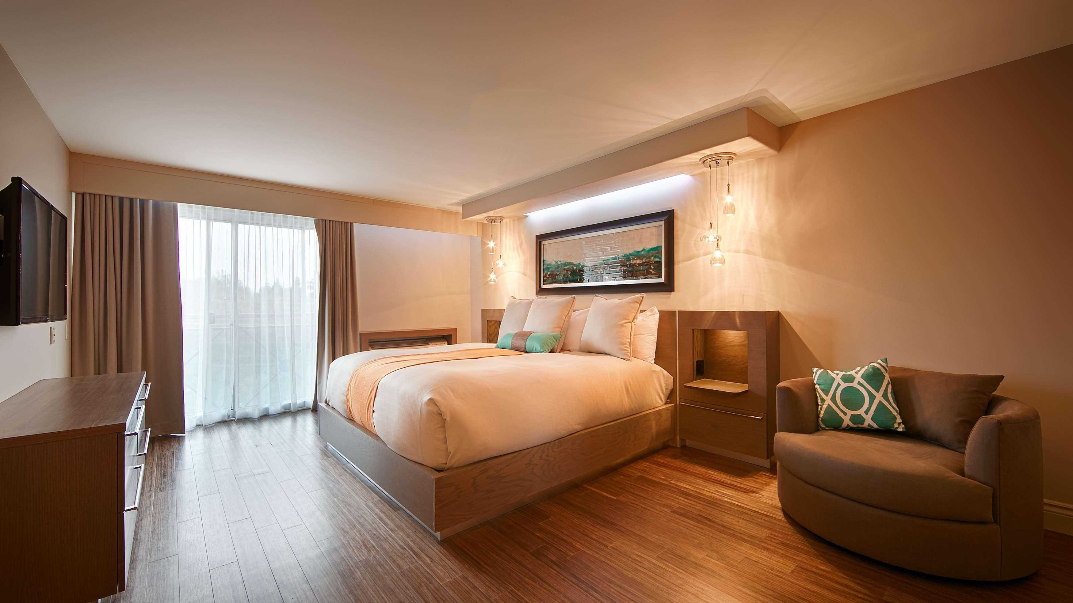 Best Western Plus Edmundston Exterior photo