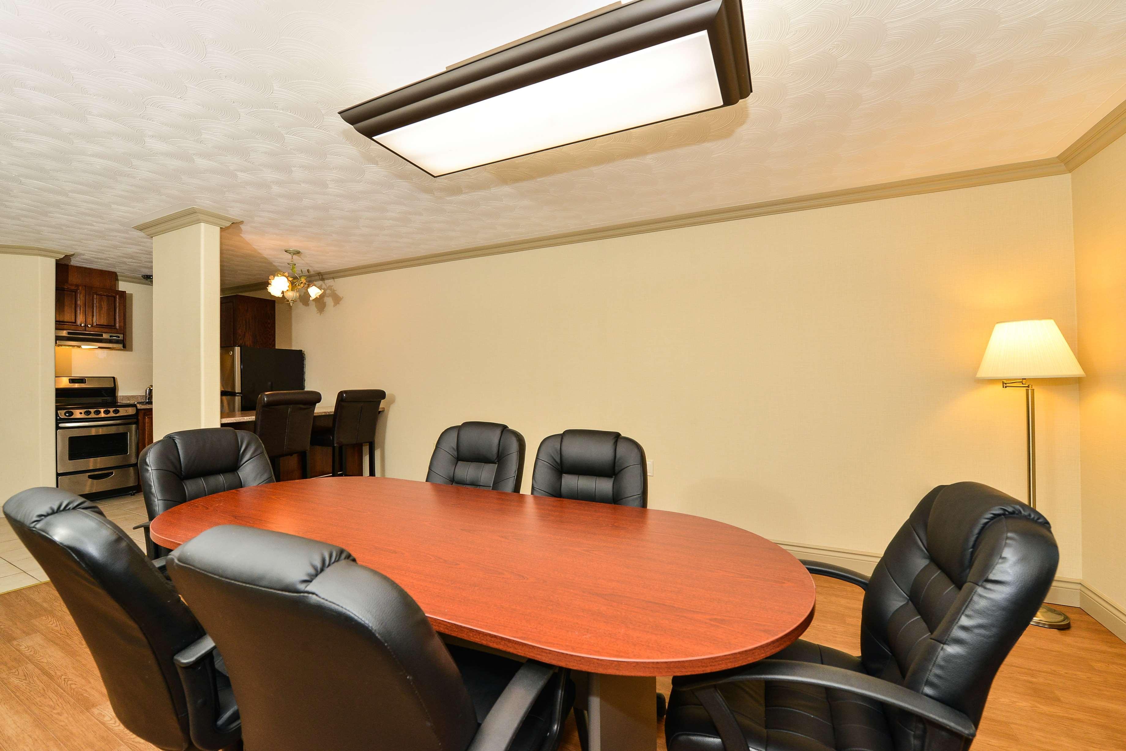 Best Western Plus Edmundston Exterior photo