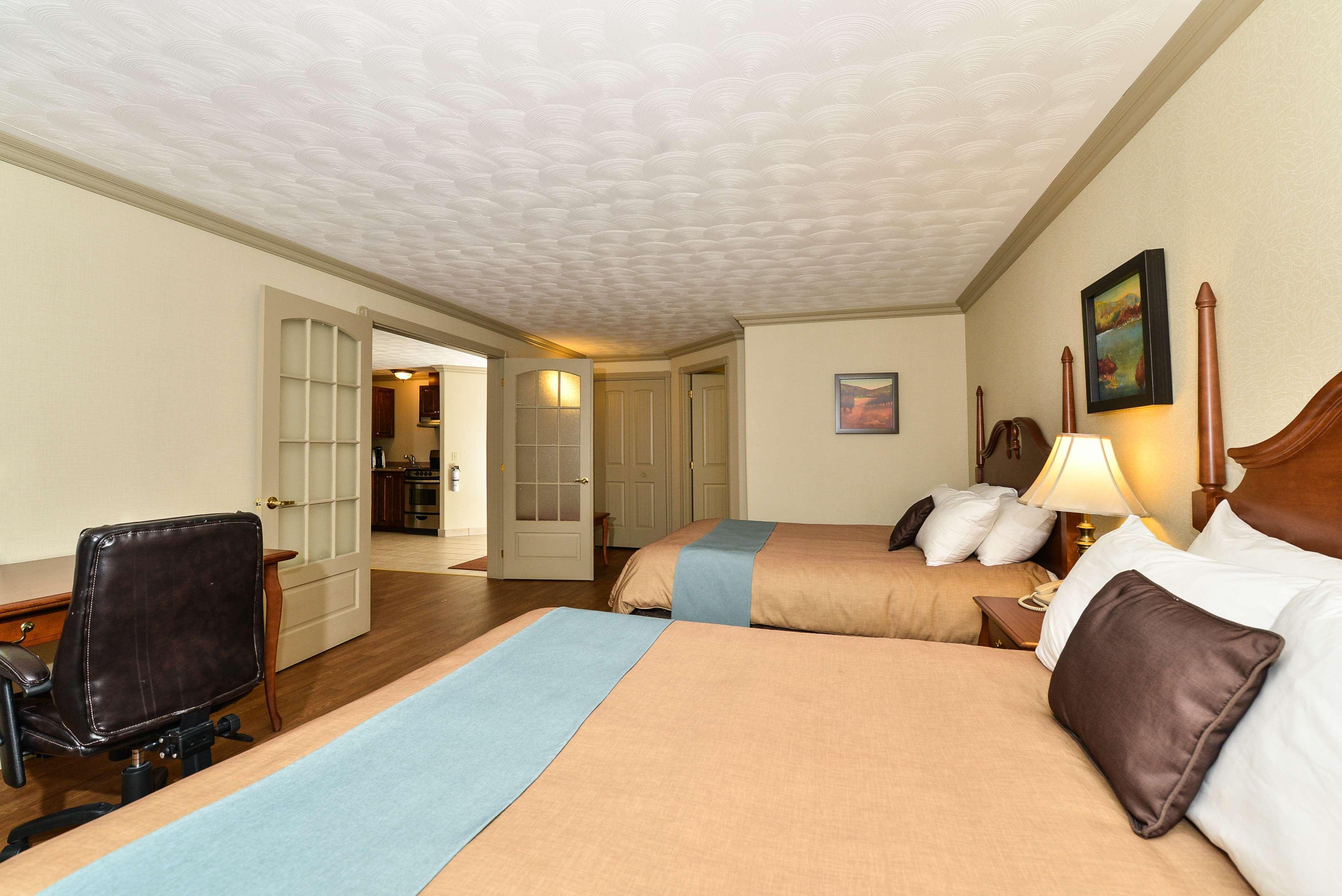 Best Western Plus Edmundston Exterior photo