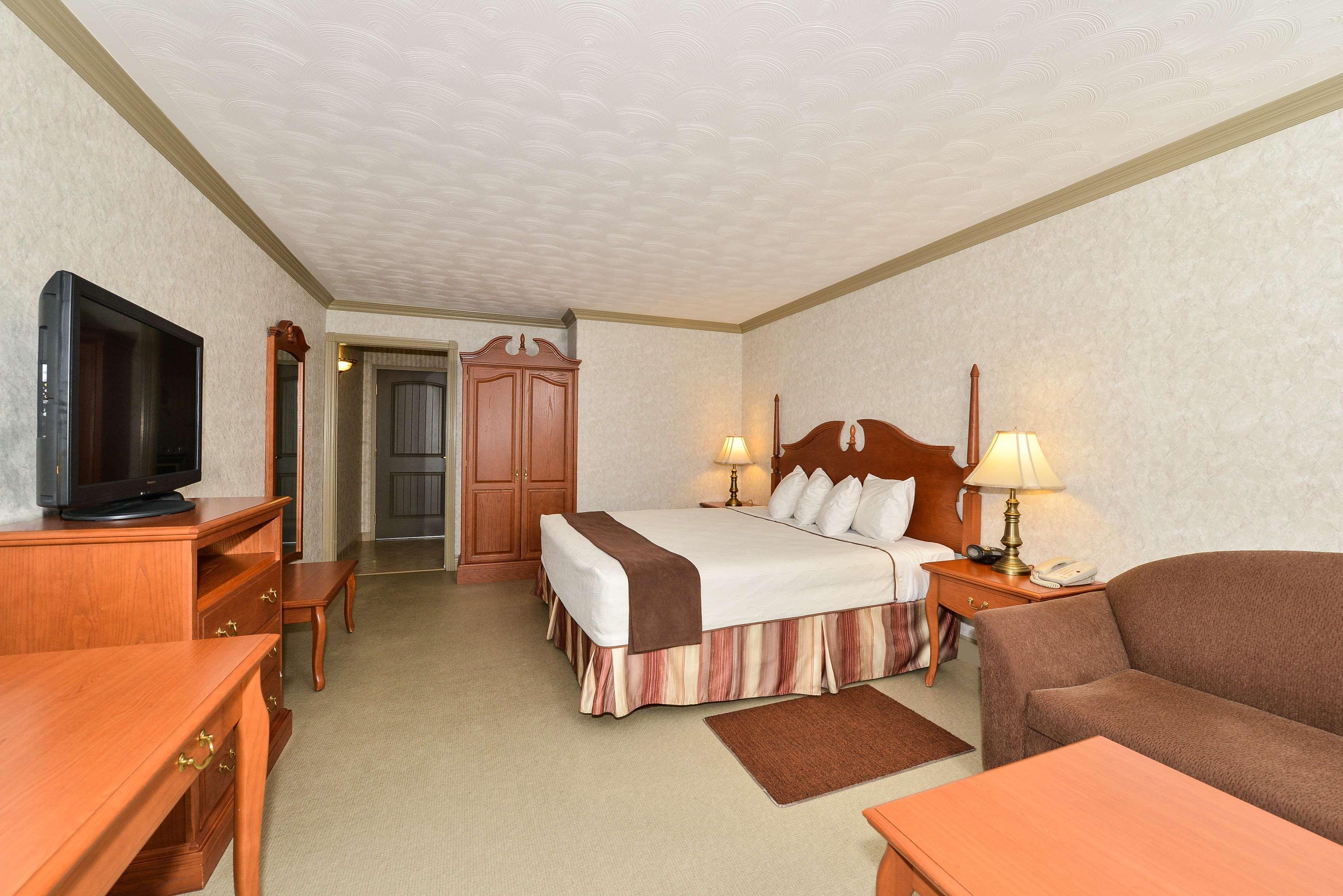 Best Western Plus Edmundston Exterior photo