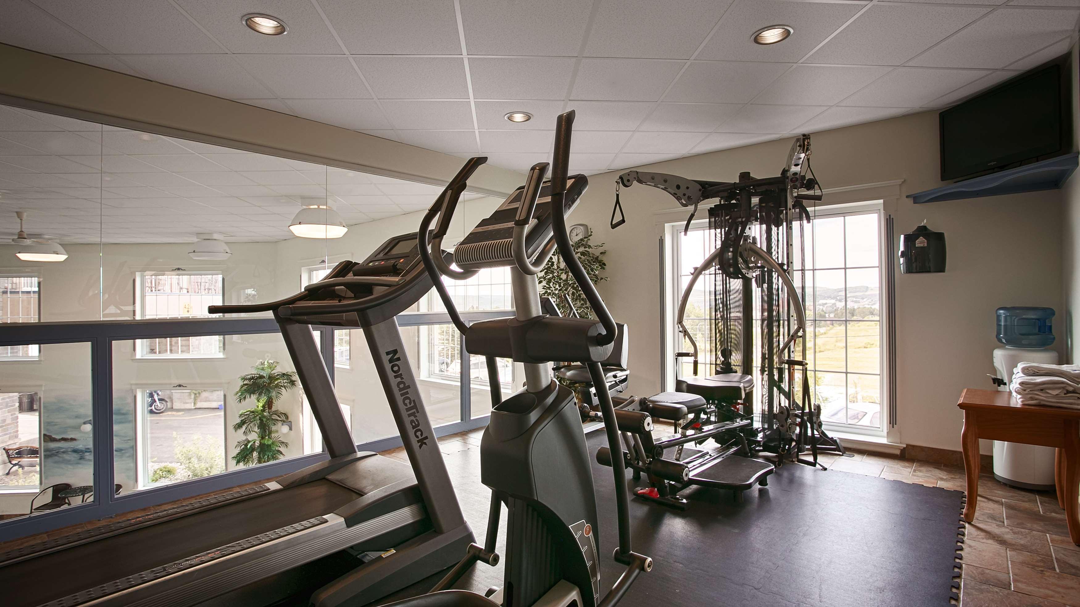 Best Western Plus Edmundston Exterior photo