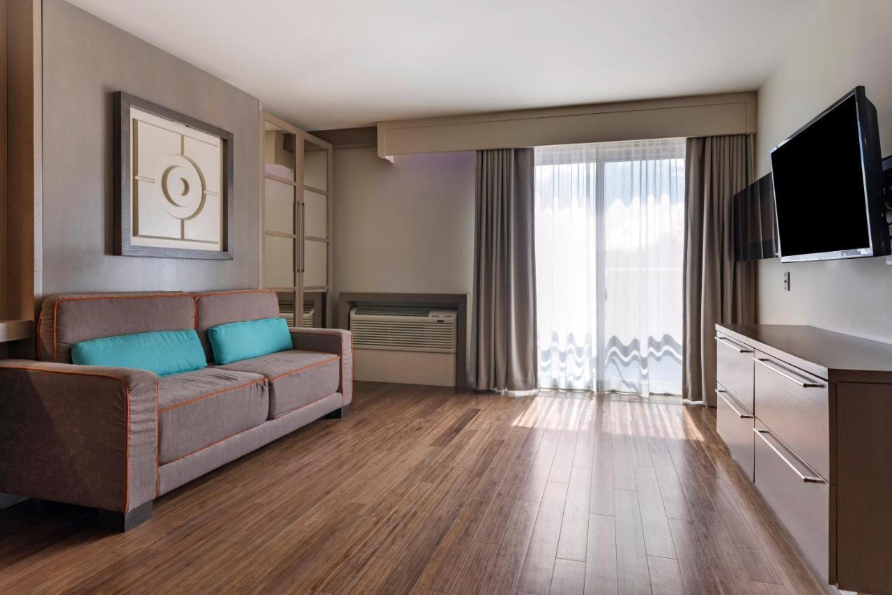 Best Western Plus Edmundston Exterior photo