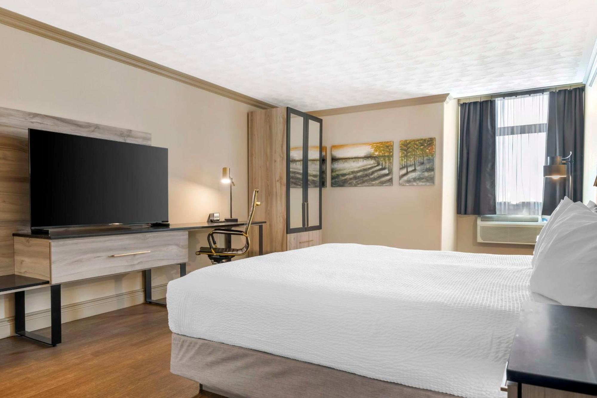 Best Western Plus Edmundston Exterior photo